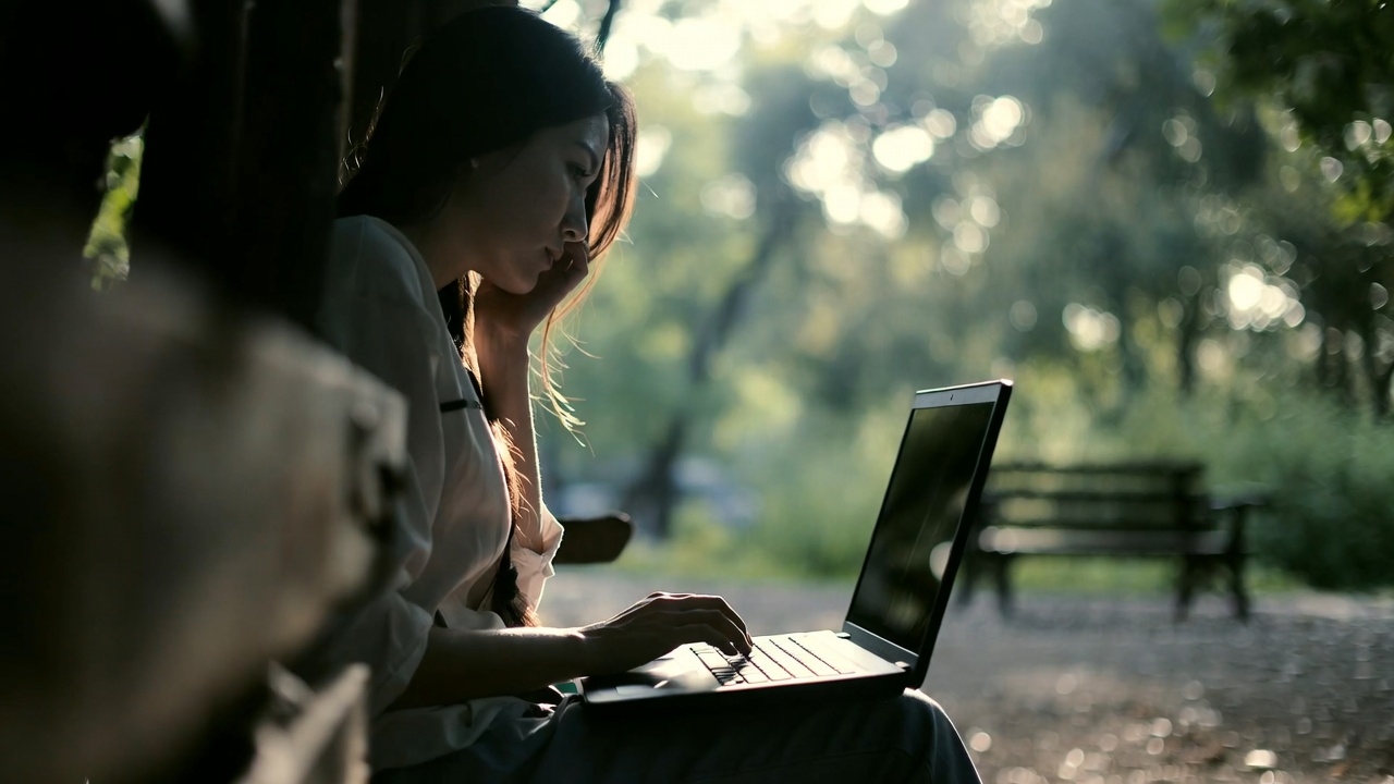 How to Organize Your Online Shopping (Without Losing Your Mind)